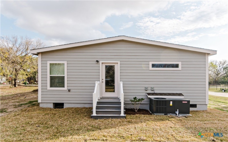 404 Bridge Street, Cuero, TX 77954, 4 Bedrooms Bedrooms, ,3 BathroomsBathrooms,Residential,For Sale,404 Bridge Street,0,601356