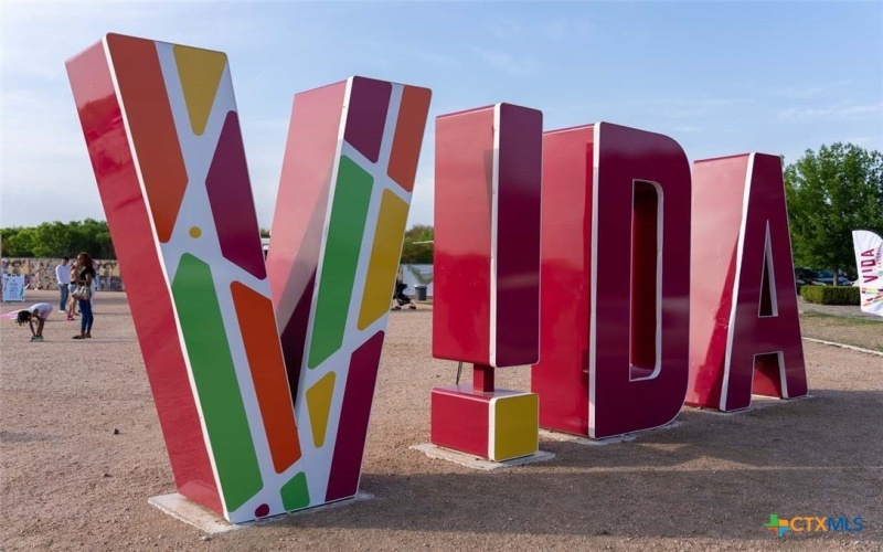 10818 Twyla Road, San Antonio, TX 78224, 4 Habitaciones Habitaciones , ,5 BañosBaños,Residential,En Venta,10818 Twyla Road,0,601971