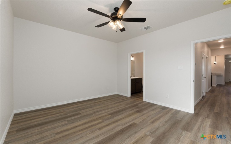 101 Leon Lane, Copperas Cove, TX 76522, 6 Bedrooms Bedrooms, ,5 BathroomsBathrooms,Residential Multi Family,For Sale,101 Leon Lane,0,601998