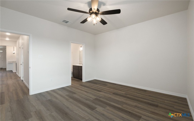 101 Leon Lane, Copperas Cove, TX 76522, 6 Bedrooms Bedrooms, ,5 BathroomsBathrooms,Residential Multi Family,For Sale,101 Leon Lane,0,601998