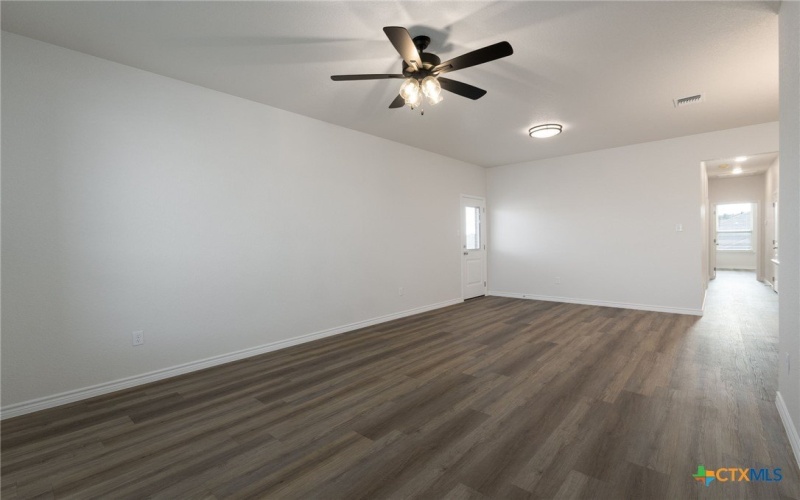 101 Leon Lane, Copperas Cove, TX 76522, 6 Bedrooms Bedrooms, ,5 BathroomsBathrooms,Residential Multi Family,For Sale,101 Leon Lane,0,601998