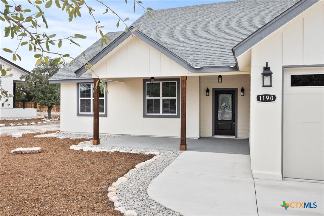 1190 Fernwood Road, Fischer, TX 78623, 3 Bedrooms Bedrooms, ,2 BathroomsBathrooms,Residential,For Sale,1190 Fernwood Road,0,602028