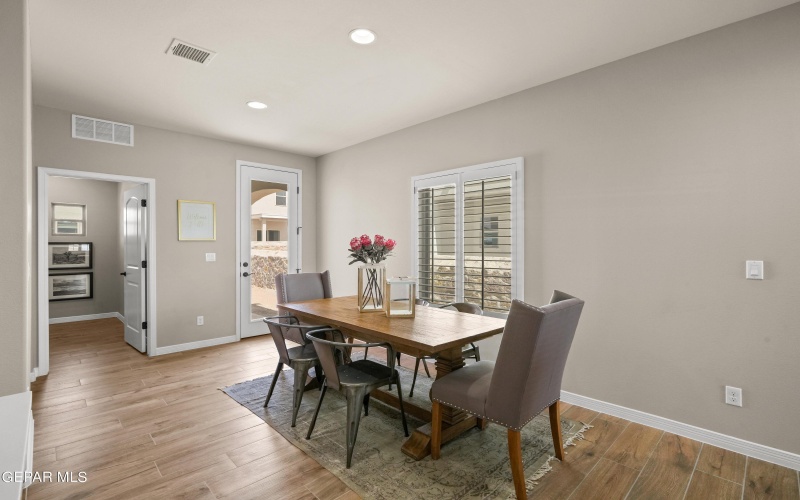 936 Raegil Street, El Paso, TX 79928, 3 Bedrooms Bedrooms, ,2 BathroomsBathrooms,Residential,For Sale,936 Raegil Street,0,936574