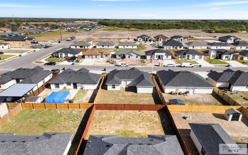 672 THORNTON LN, BROWNSVILLE, TX 78526, 3 Bedrooms Bedrooms, ,2 BathroomsBathrooms,Residential,For Sale,672 THORNTON LN,0,29770119