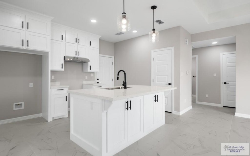 672 THORNTON LN, BROWNSVILLE, TX 78526, 3 Bedrooms Bedrooms, ,2 BathroomsBathrooms,Residential,For Sale,672 THORNTON LN,0,29770119