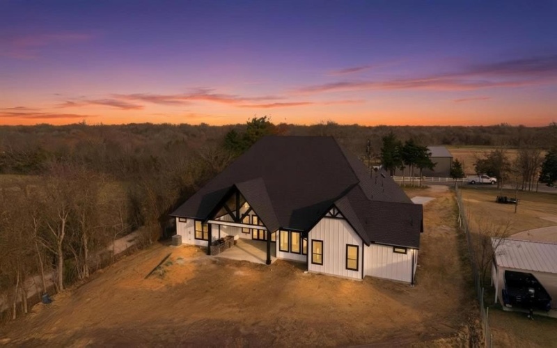 1860 Old Telico Road, Ennis, TX 75119, 4 Habitaciones Habitaciones , ,5 BañosBaños,Residential,En Venta,1860 Old Telico Road,0,21132648