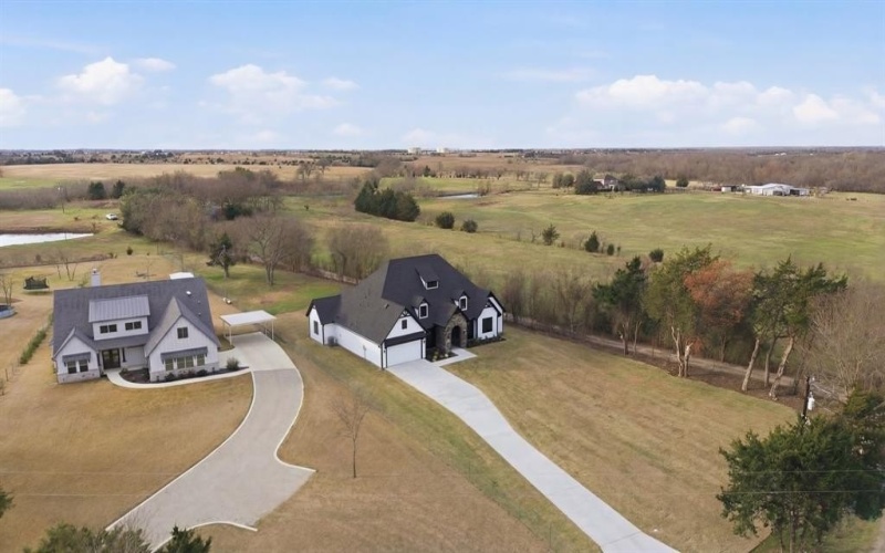 1860 Old Telico Road, Ennis, TX 75119, 4 Habitaciones Habitaciones , ,5 BañosBaños,Residential,En Venta,1860 Old Telico Road,0,21132648