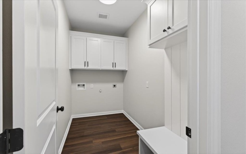 117 Bexar Street, Mabank, TX 75147, 3 Habitaciones Habitaciones , ,2 BañosBaños,Residential,En Venta,117 Bexar Street,0,21148080