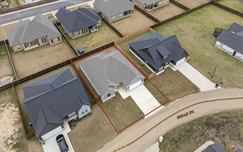 117 Bexar Street, Mabank, TX 75147, 3 Habitaciones Habitaciones , ,2 BañosBaños,Residential,En Venta,117 Bexar Street,0,21148080