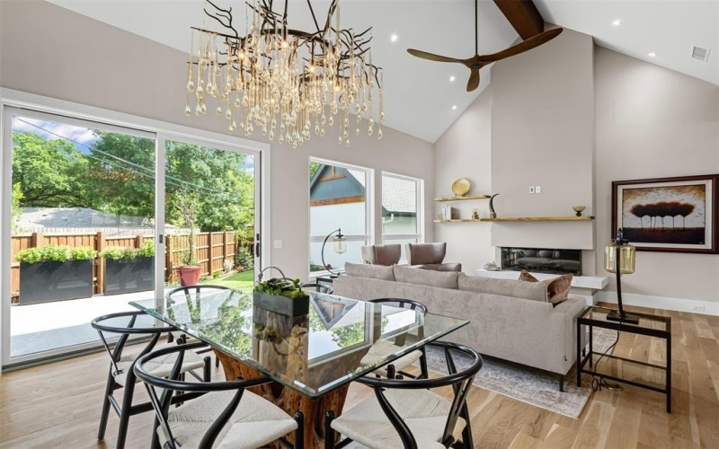 9007 Leaside Drive, Dallas, TX 75238, 4 Bedrooms Bedrooms, ,3 BathroomsBathrooms,Residential,For Sale,9007 Leaside Drive,0,21148525