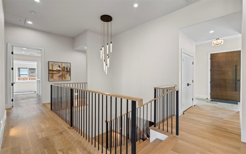 9007 Leaside Drive, Dallas, TX 75238, 4 Bedrooms Bedrooms, ,3 BathroomsBathrooms,Residential,For Sale,9007 Leaside Drive,0,21148525