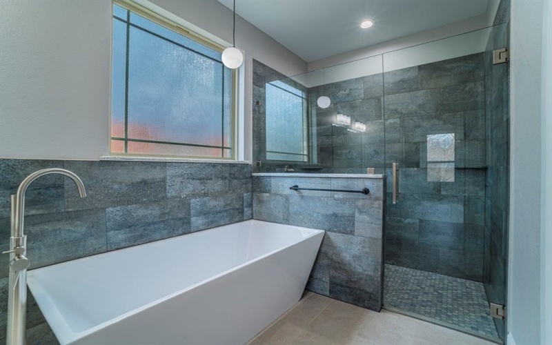 8319 Deep Green Drive, Dallas, TX 75249, 4 Bedrooms Bedrooms, ,3 BathroomsBathrooms,Residential,For Sale,8319 Deep Green Drive,0,21151464