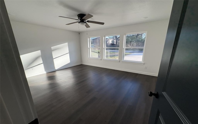 515 Giraud St, Mineola, TX 75773, 3 Bedrooms Bedrooms, ,2 BathroomsBathrooms,Residential,For Sale,515 Giraud St,0,21152511