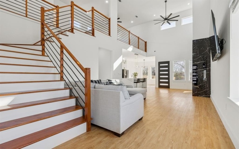 3316 Linfield Road, Dallas, TX 75216, 5 Bedrooms Bedrooms, ,5 BathroomsBathrooms,Residential,For Sale,3316 Linfield Road,0,21155585