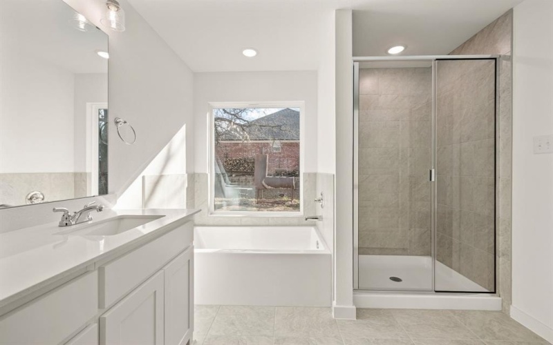 217 Shady Oaks Drive, Runaway Bay, TX 76426, 3 Bedrooms Bedrooms, ,2 BathroomsBathrooms,Residential,For Sale,217 Shady Oaks Drive,0,21155586