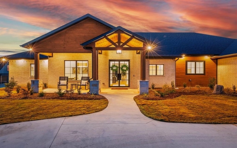 1301 Hunt Road, Gunter, TX 75058, 4 Bedrooms Bedrooms, ,3 BathroomsBathrooms,Residential,For Sale,1301 Hunt Road,0,21153825