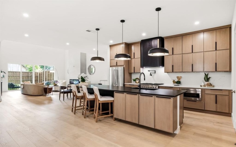 4322 Sexton Lane, Dallas, TX 75229, 5 Bedrooms Bedrooms, ,6 BathroomsBathrooms,Residential,For Sale,4322 Sexton Lane,0,21154539