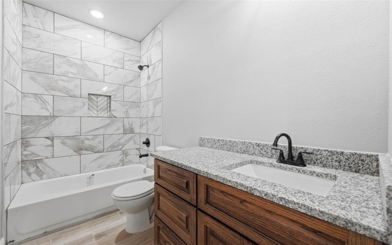 308 Lewis Street, Cleburne, TX 76031, 3 Bedrooms Bedrooms, ,2 BathroomsBathrooms,Residential,For Sale,308 Lewis Street,0,21154573