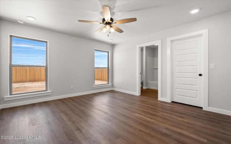 2228 133rd Street, Lubbock, TX 79423, 3 Habitaciones Habitaciones , ,2 BañosBaños,Residential,En Venta,2228 133rd Street,202554323