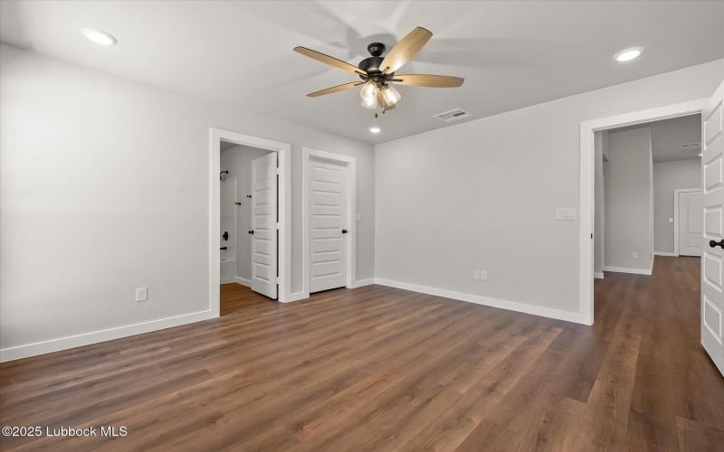 2228 133rd Street, Lubbock, TX 79423, 3 Habitaciones Habitaciones , ,2 BañosBaños,Residential,En Venta,2228 133rd Street,202554323