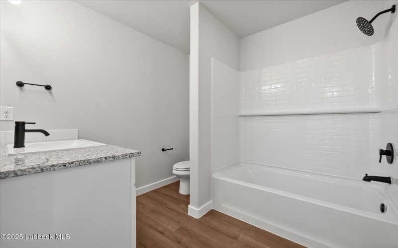 2228 133rd Street, Lubbock, TX 79423, 3 Habitaciones Habitaciones , ,2 BañosBaños,Residential,En Venta,2228 133rd Street,202554323