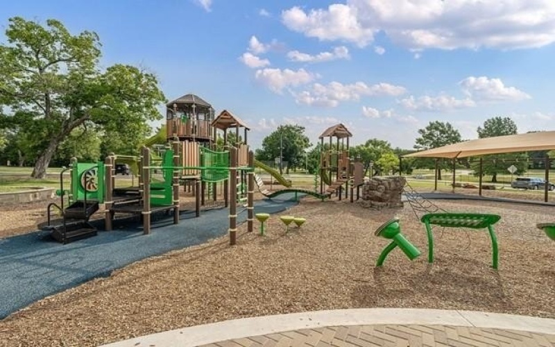 512 S Kentucky Street, McKinney, TX 75069, 5 Habitaciones Habitaciones , ,3 BañosBaños,Residential,En Venta,512 S Kentucky Street,0,21154581