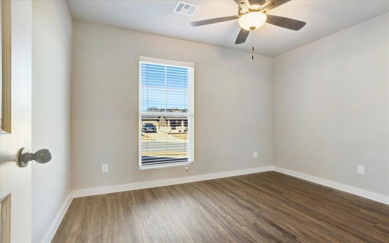 2404 Miller Street, Denison, TX 75020, 3 Bedrooms Bedrooms, ,2 BathroomsBathrooms,Residential,For Sale,2404 Miller Street,0,21154618