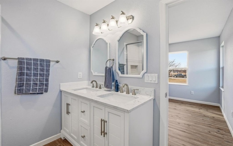 3041 Old Bunger Road S, Graham, TX 76450, 3 Bedrooms Bedrooms, ,2 BathroomsBathrooms,Residential,For Sale,3041 Old Bunger Road S,0,21154633