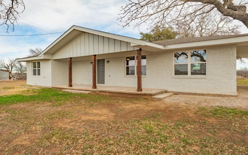 3041 Old Bunger Road S, Graham, TX 76450, 3 Bedrooms Bedrooms, ,2 BathroomsBathrooms,Residential,For Sale,3041 Old Bunger Road S,0,21154633