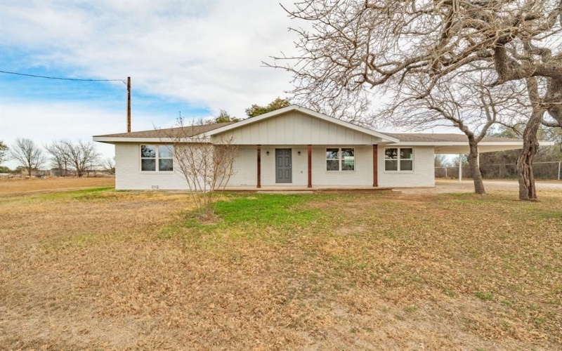 3041 Old Bunger Road S, Graham, TX 76450, 3 Bedrooms Bedrooms, ,2 BathroomsBathrooms,Residential,For Sale,3041 Old Bunger Road S,0,21154633