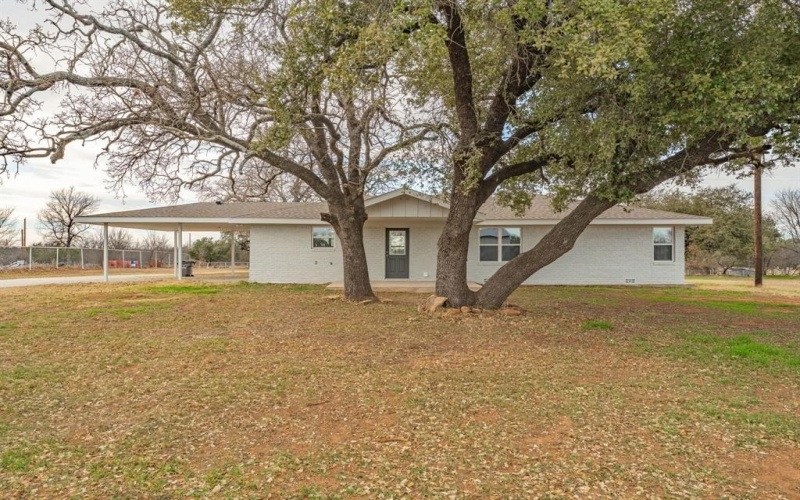 3041 Old Bunger Road S, Graham, TX 76450, 3 Bedrooms Bedrooms, ,2 BathroomsBathrooms,Residential,For Sale,3041 Old Bunger Road S,0,21154633