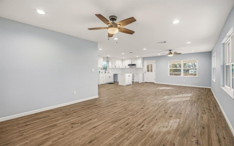 3041 Old Bunger Road S, Graham, TX 76450, 3 Bedrooms Bedrooms, ,2 BathroomsBathrooms,Residential,For Sale,3041 Old Bunger Road S,0,21154633