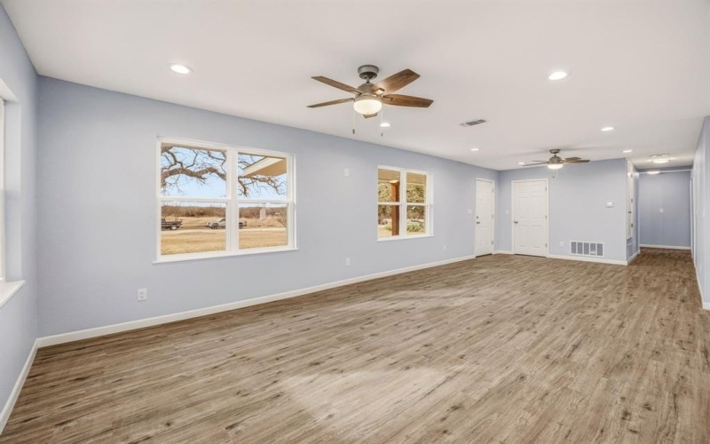 3041 Old Bunger Road S, Graham, TX 76450, 3 Bedrooms Bedrooms, ,2 BathroomsBathrooms,Residential,For Sale,3041 Old Bunger Road S,0,21154633