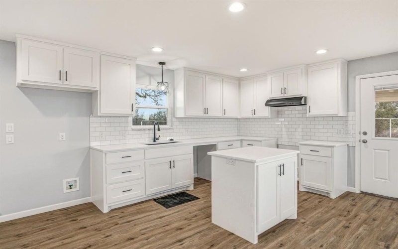 3041 Old Bunger Road S, Graham, TX 76450, 3 Bedrooms Bedrooms, ,2 BathroomsBathrooms,Residential,For Sale,3041 Old Bunger Road S,0,21154633