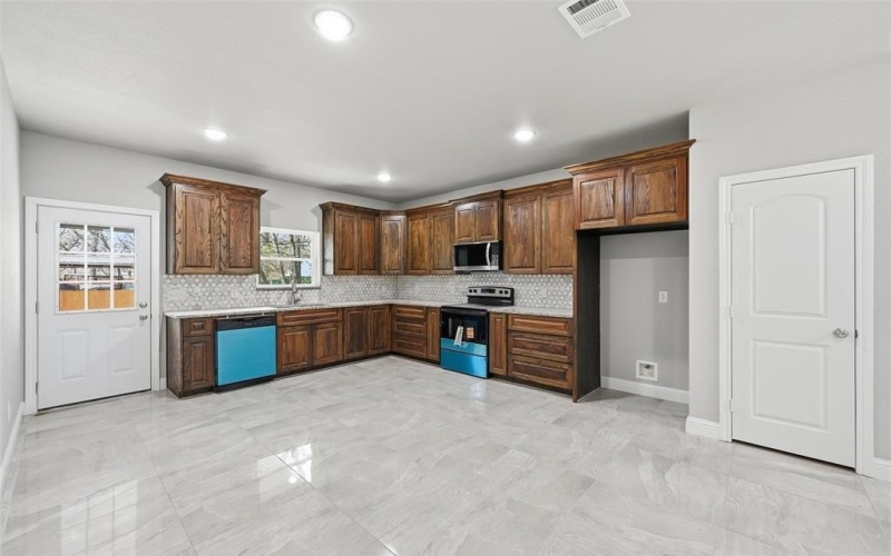 306 Lewis Street, Cleburne, TX 76031, 3 Habitaciones Habitaciones , ,2 BañosBaños,Residential,En Venta,306 Lewis Street,0,21154825