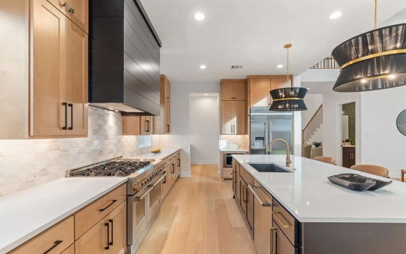 10314 Lanshire Drive, Dallas, TX 75238, 5 Habitaciones Habitaciones , ,5 BañosBaños,Residential,En Venta,10314 Lanshire Drive,0,21154894