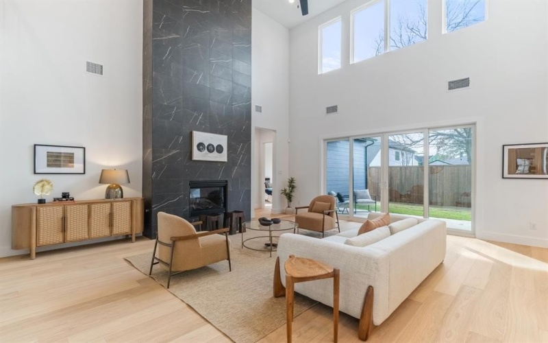 10314 Lanshire Drive, Dallas, TX 75238, 5 Habitaciones Habitaciones , ,5 BañosBaños,Residential,En Venta,10314 Lanshire Drive,0,21154894