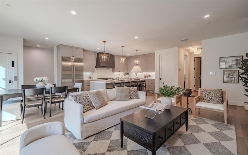 4128 University Boulevard #6, University Park, TX 75205, 3 Habitaciones Habitaciones , ,3 BañosBaños,Residential,En Venta,4128 University Boulevard,0,21155044