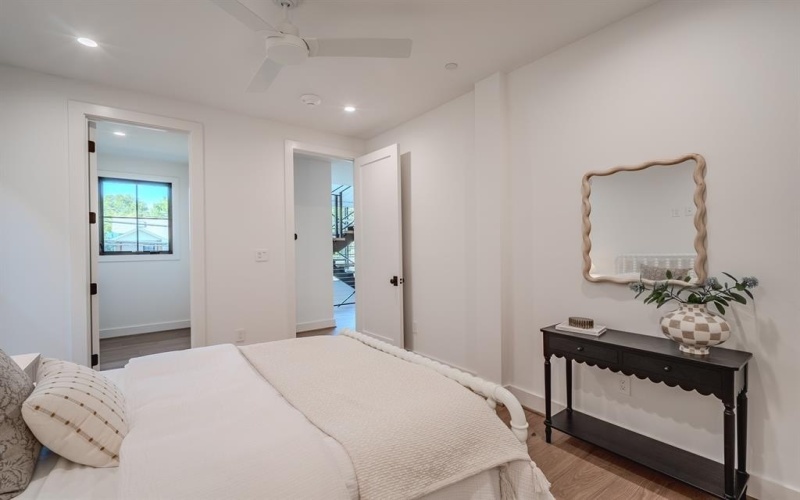 4128 University Boulevard #5, University Park, TX 75205, 3 Bedrooms Bedrooms, ,3 BathroomsBathrooms,Residential,For Sale,4128 University Boulevard,0,21155046