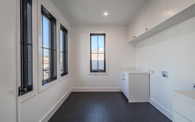 4128 University Boulevard #5, University Park, TX 75205, 3 Bedrooms Bedrooms, ,3 BathroomsBathrooms,Residential,For Sale,4128 University Boulevard,0,21155046