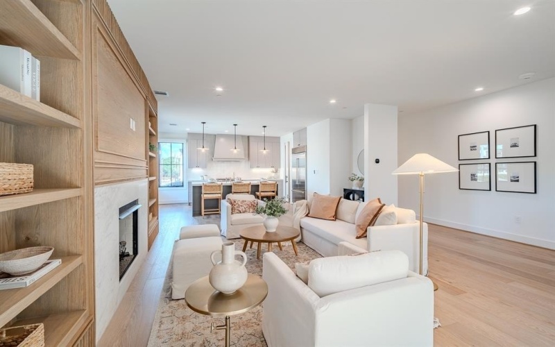 4128 University Boulevard #4, University Park, TX 75205, 2 Habitaciones Habitaciones , ,2 BañosBaños,Residential,En Venta,4128 University Boulevard,0,21155049