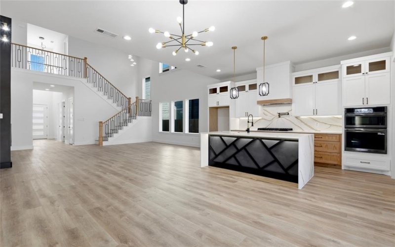 3906 Harlingen Street, Dallas, TX 75212, 4 Bedrooms Bedrooms, ,5 BathroomsBathrooms,Residential,For Sale,3906 Harlingen Street,0,21155249