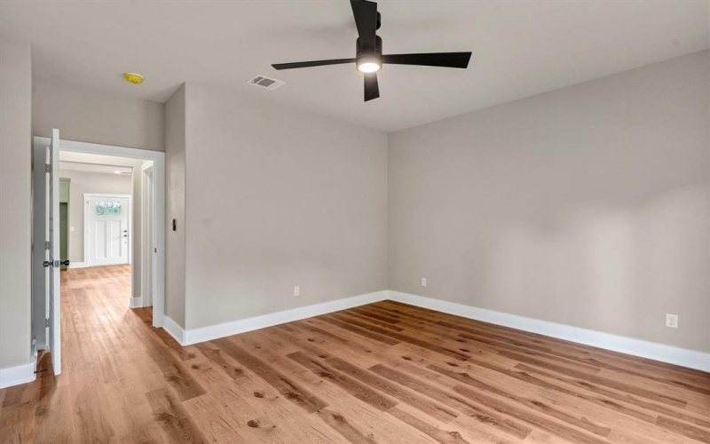 1710 Broken Bow Road, Granbury, TX 76049, 3 Bedrooms Bedrooms, ,2 BathroomsBathrooms,Residential,For Sale,1710 Broken Bow Road,0,21155497