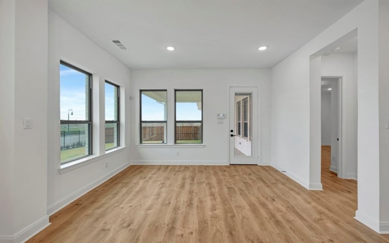 9200 Persimmon Lane, Mesquite, TX 75126, 3 Bedrooms Bedrooms, ,2 BathroomsBathrooms,Residential,For Sale,9200 Persimmon Lane,0,21155520