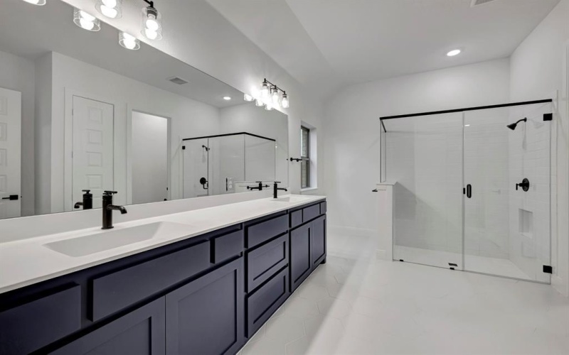 9200 Persimmon Lane, Mesquite, TX 75126, 3 Bedrooms Bedrooms, ,2 BathroomsBathrooms,Residential,For Sale,9200 Persimmon Lane,0,21155520