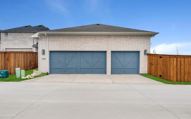 9200 Persimmon Lane, Mesquite, TX 75126, 3 Bedrooms Bedrooms, ,2 BathroomsBathrooms,Residential,For Sale,9200 Persimmon Lane,0,21155520