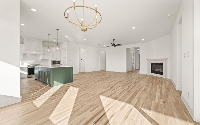 412 Caprock Lane, Reno, TX 76020, 4 Bedrooms Bedrooms, ,3 BathroomsBathrooms,Residential,For Sale,412 Caprock Lane,0,21155552