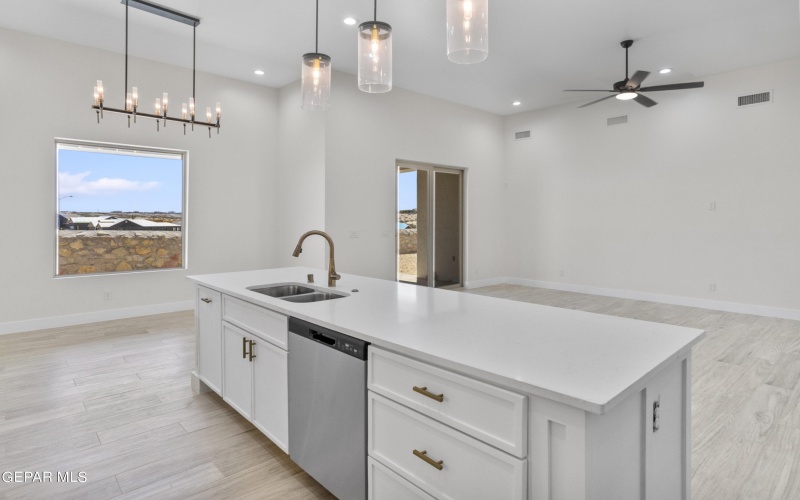 820 Acton Street, Horizon City, TX 79928, 4 Bedrooms Bedrooms, ,3 BathroomsBathrooms,Residential,For Sale,820 Acton Street,0,936615