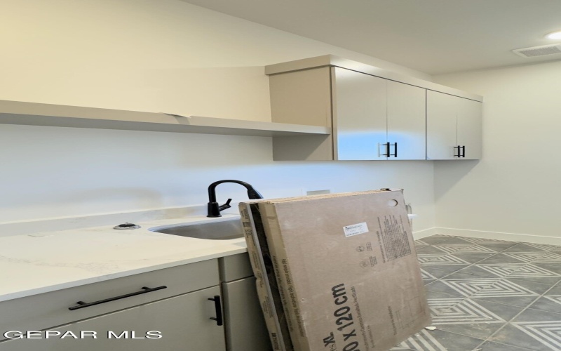 5656 RIO BONITO Circle, El Paso, TX 79932, 4 Bedrooms Bedrooms, ,1 BathroomBathrooms,Residential,For Sale,5656 RIO BONITO Circle,0,936633