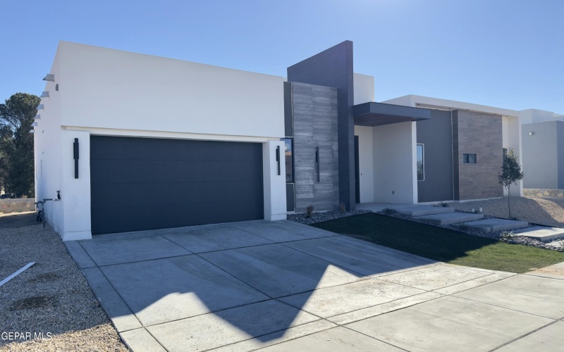 5656 RIO BONITO Circle, El Paso, TX 79932, 4 Bedrooms Bedrooms, ,1 BathroomBathrooms,Residential,For Sale,5656 RIO BONITO Circle,0,936633